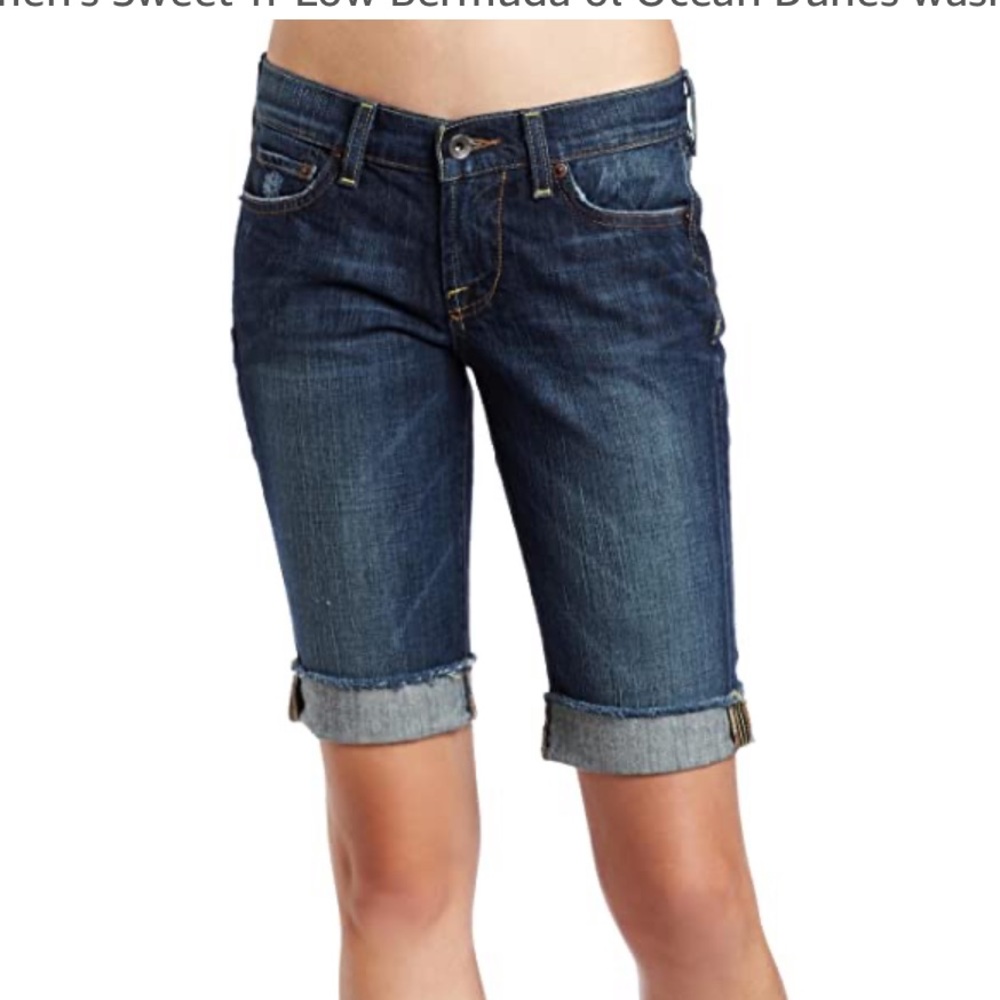 Lucky Brand sweet b low bermuda size 2/26